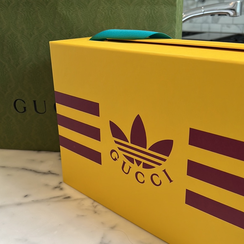 Gucci x Adidas Sneakers - Picture 3 of 12